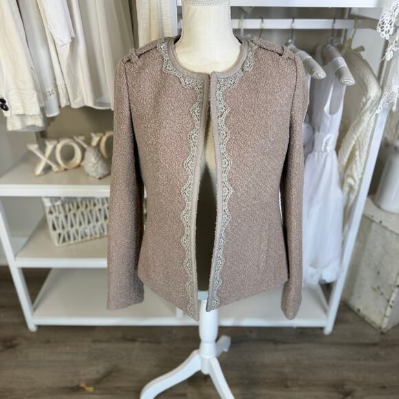 Banana Republic Jackets & Blazers - Banana Republic Women's Size 6 Beige Lace Trimmed Jacket  #3512
